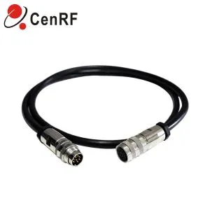 Connecteur à 8 broches du câble de commande AISG