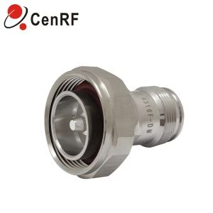 Connecteur adaptateur 4.3-10 femelle vers DIN-mâle